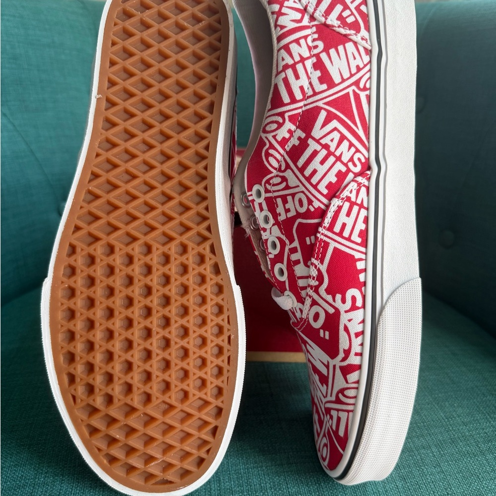 Vans (Otw Repeat) Racng Rd/Wht
VNOAMTFUZA Logo Print NWT - Picture 2 of 5